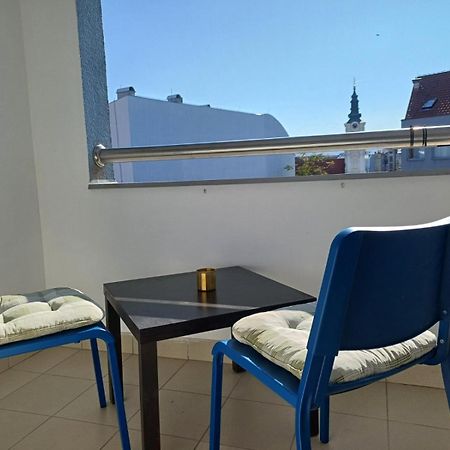 Apartment Centrum - Free Private Parking Novi Sad Esterno foto