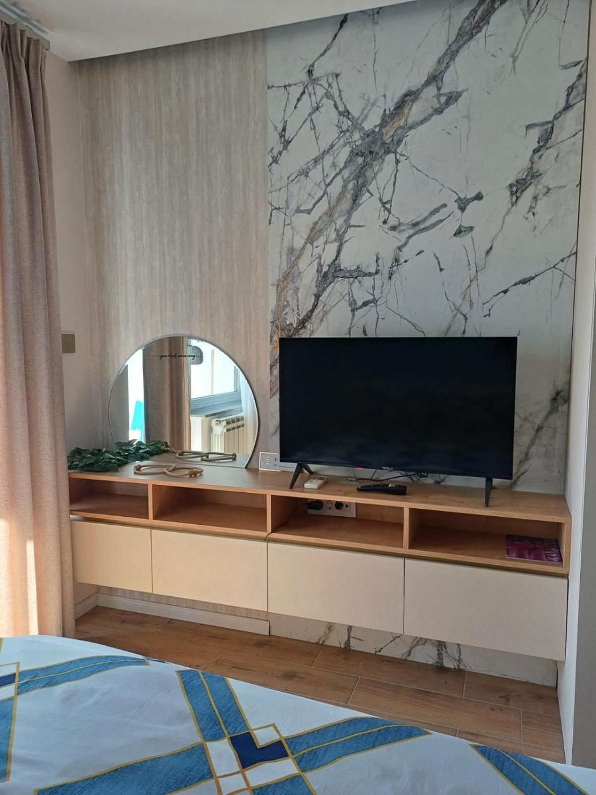 Apartment Centrum - Free Private Parking Novi Sad Esterno foto